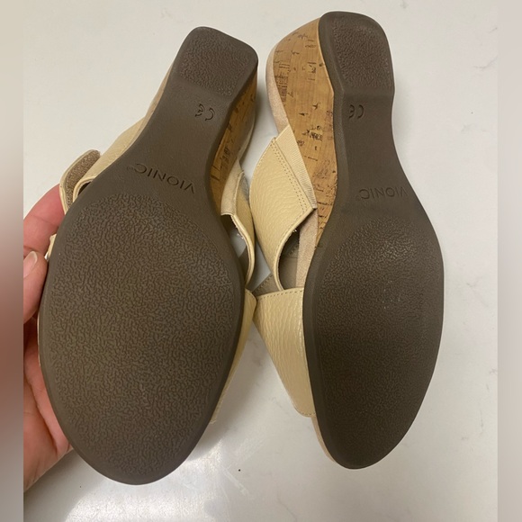 Vionic Beige Cross-Strap Wedges